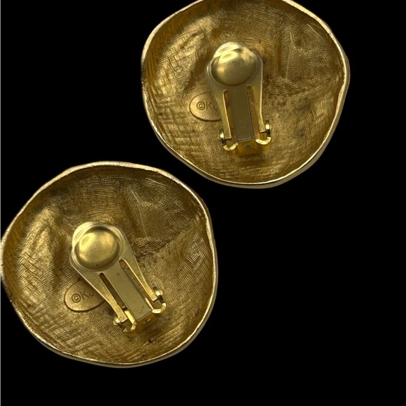 Vintage KJL Kenneth Lane Matte Gold Modernist Earrings - Picture 5 of 6